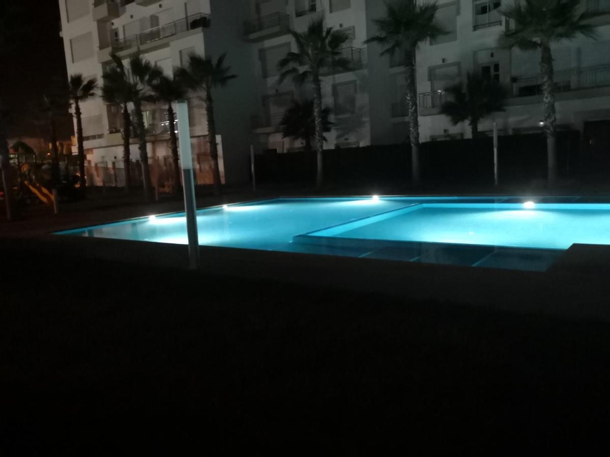 Apparemment De Luxe Vue Piscine Apartment Bouznika Luaran gambar