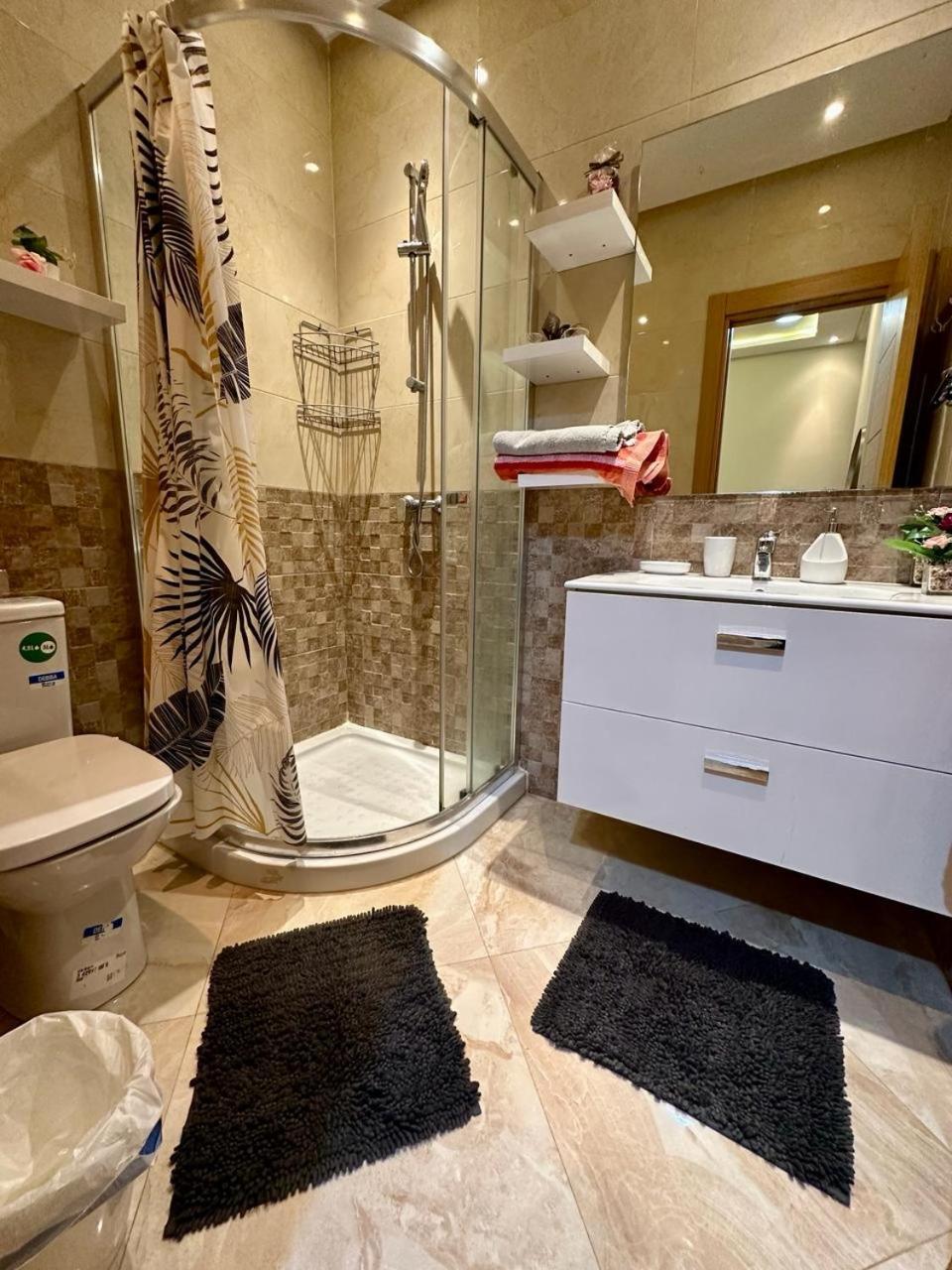Apparemment De Luxe Vue Piscine Apartment Bouznika Luaran gambar