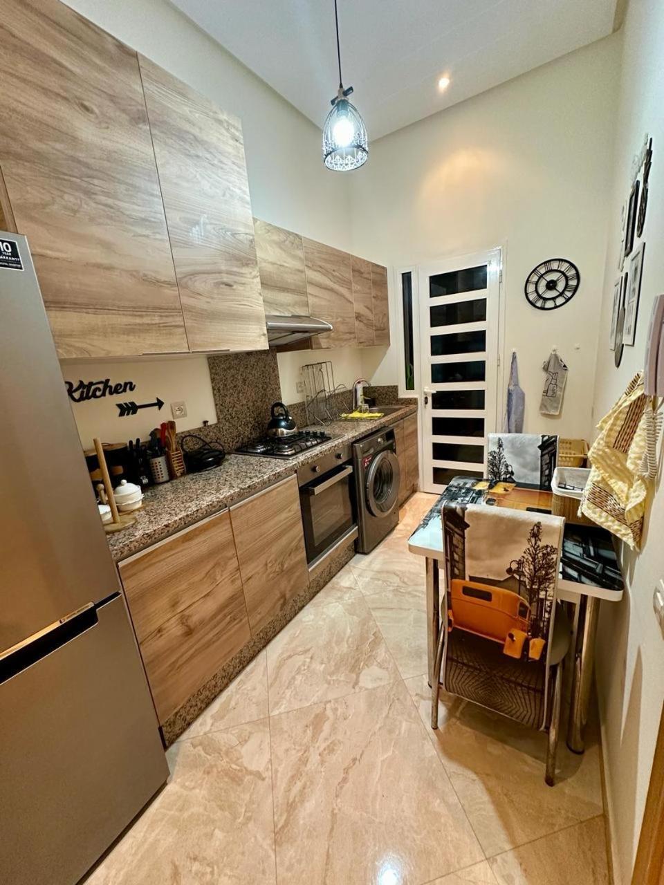 Apparemment De Luxe Vue Piscine Apartment Bouznika Luaran gambar