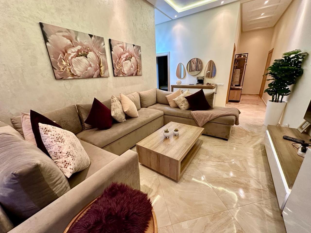 Apparemment De Luxe Vue Piscine Apartment Bouznika Luaran gambar