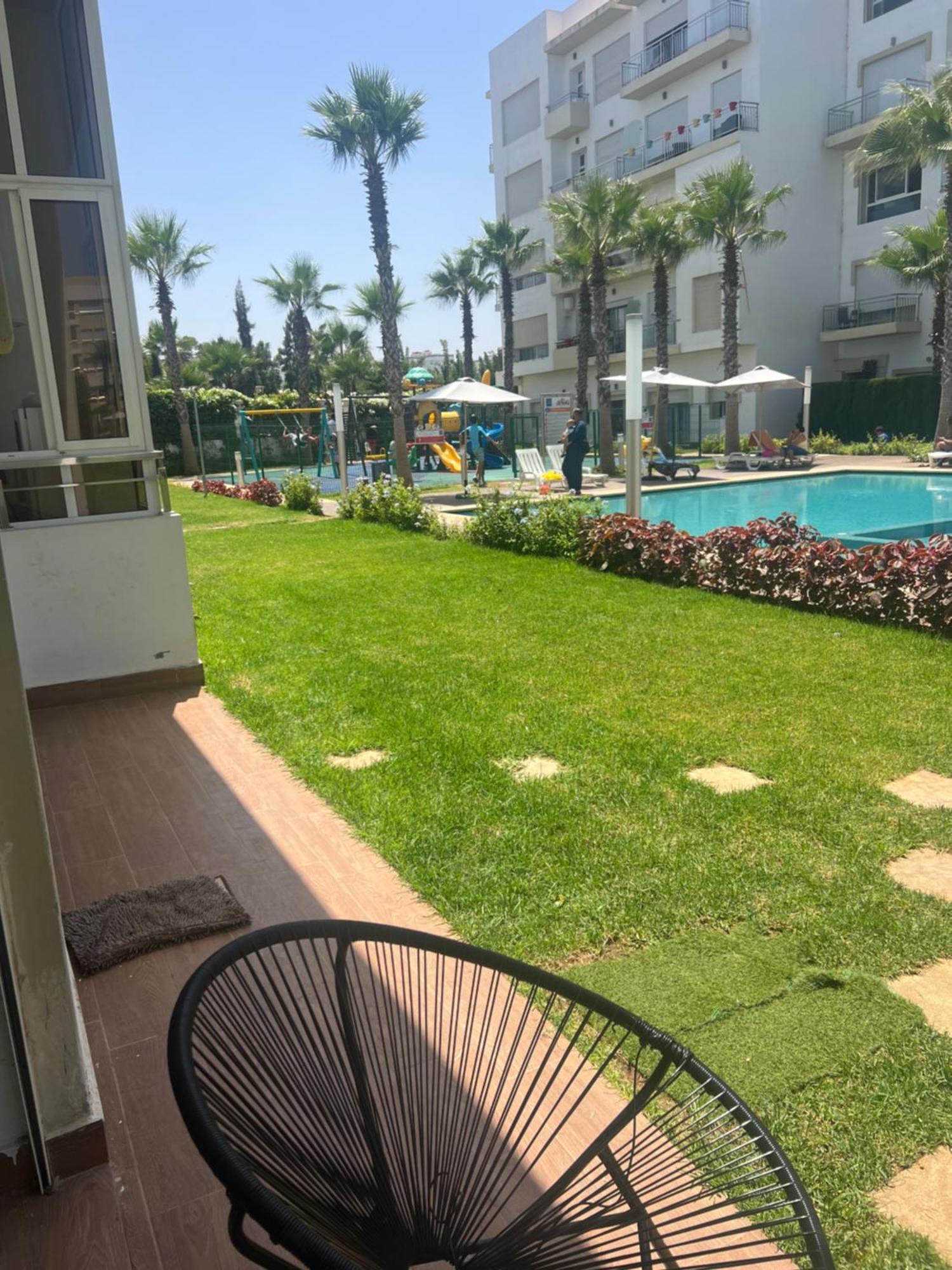 Apparemment De Luxe Vue Piscine Apartment Bouznika Luaran gambar